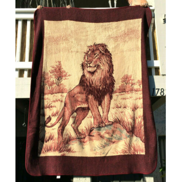 Vintage Bedding Vtg San Marcos Lion Comforter Blanket 92 X 66